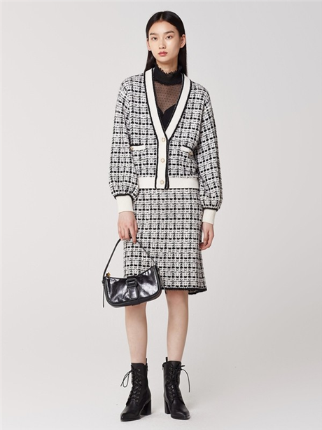 四川品牌女装折扣实体店拿货渠道宝格丽撤柜品牌服装供货中心