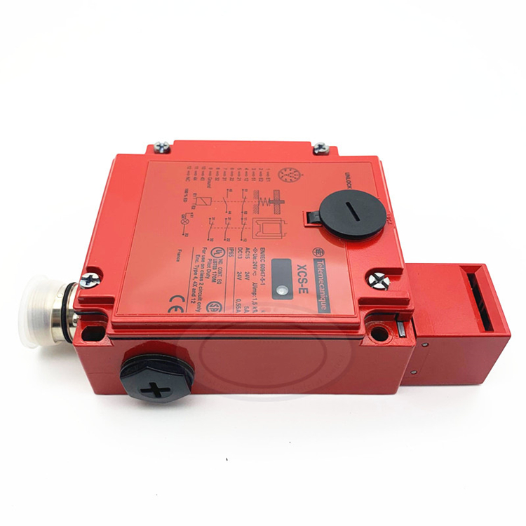 施耐德开关xcse7311插片式安全门锁开关 preventa xcs