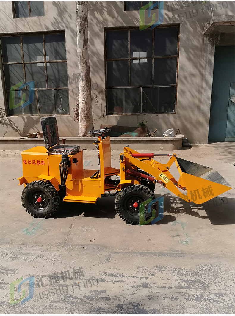 四驱电动小铲车厂家供应沙石转运装载机小型民用四驱电动铲车