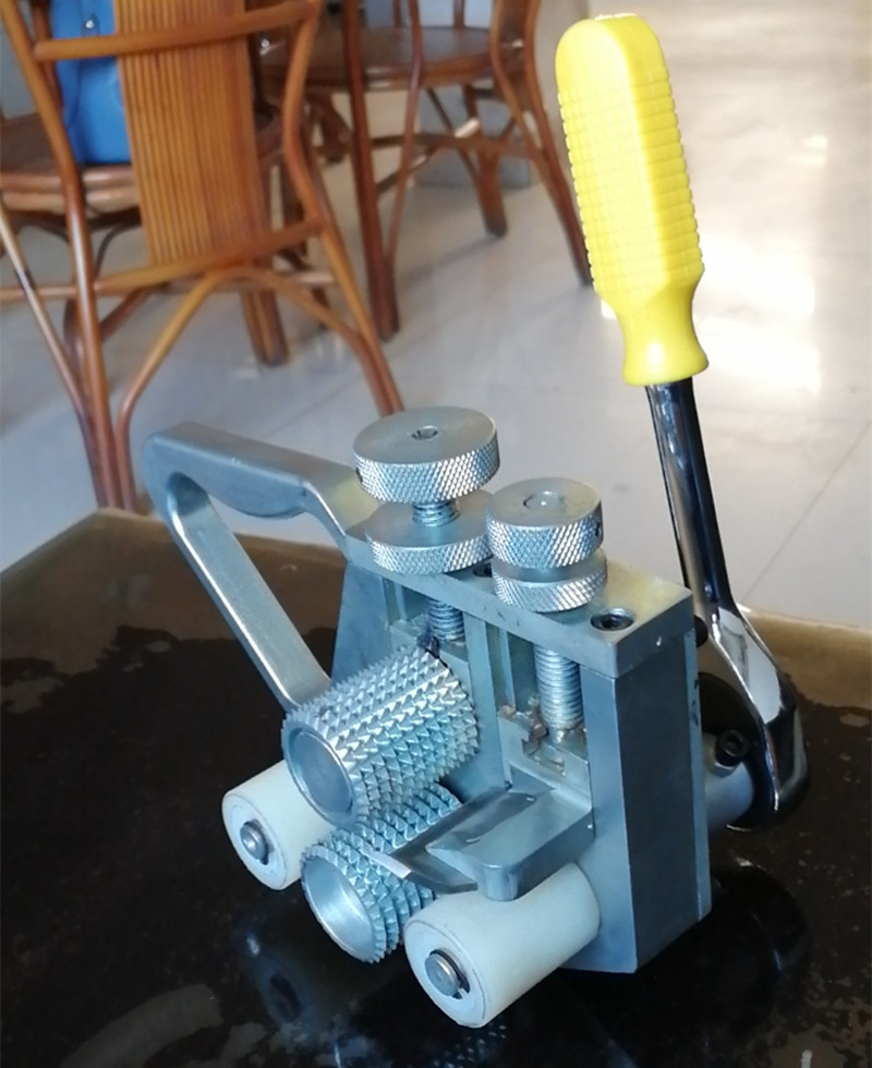 bpj40手动剥皮机输送带剥胶机橡胶皮带割胶机便携式剥皮机