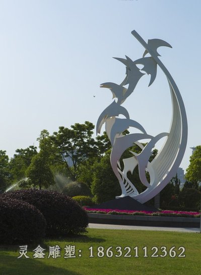 城市鸽子动物景观雕塑