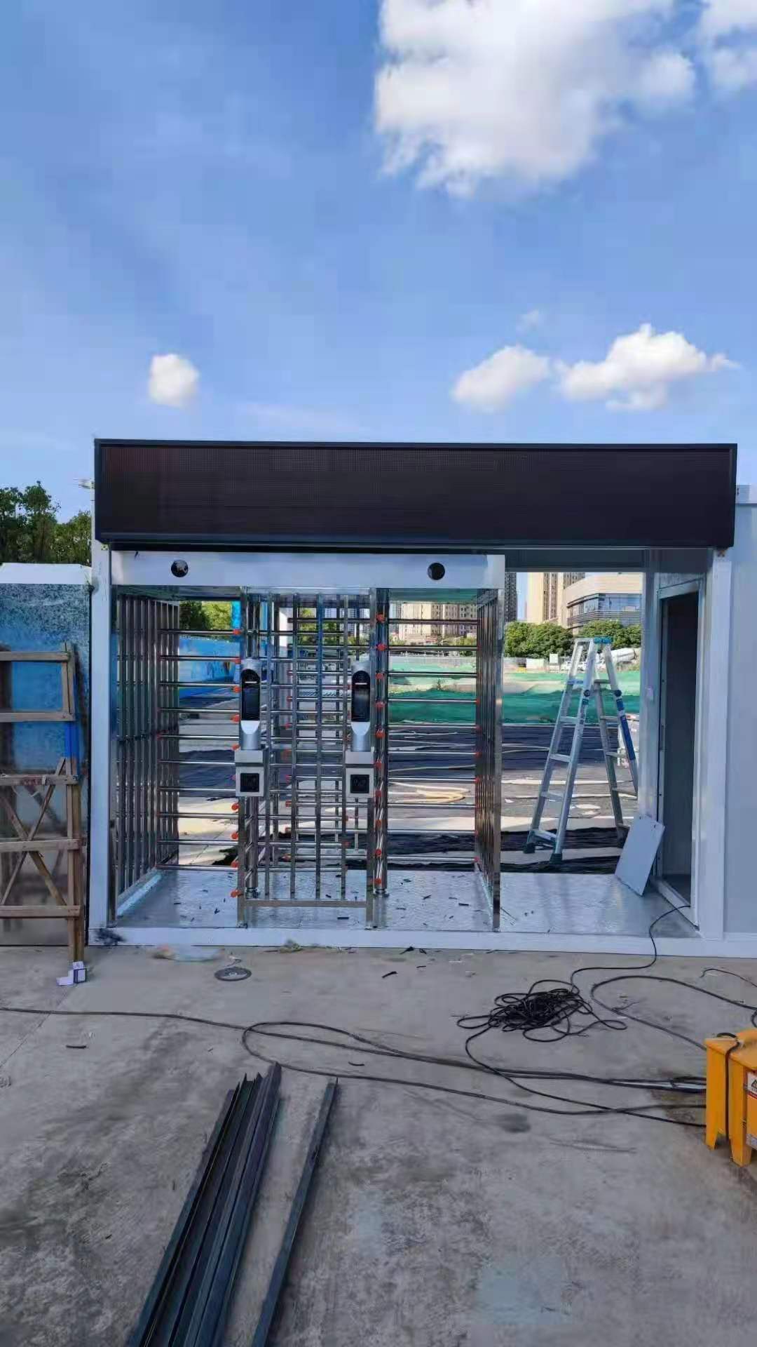 成武大门起落杆 电动起落杆 门口自动起落杆 车牌识别道闸起落杆