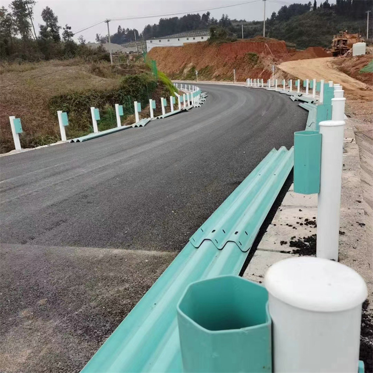 众泉安徽波形护栏双波喷塑护栏板三波喷塑护栏长期供应