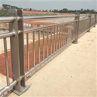 四川攀枝花 锌钢护栏管材厂家 不锈钢复合管护栏道路栏杆 不锈钢护栏什么价格