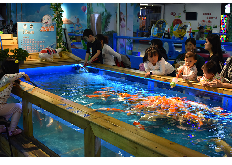 室内游乐场吃奶鱼池全透明自动过滤儿童奶瓶喂鱼池定制