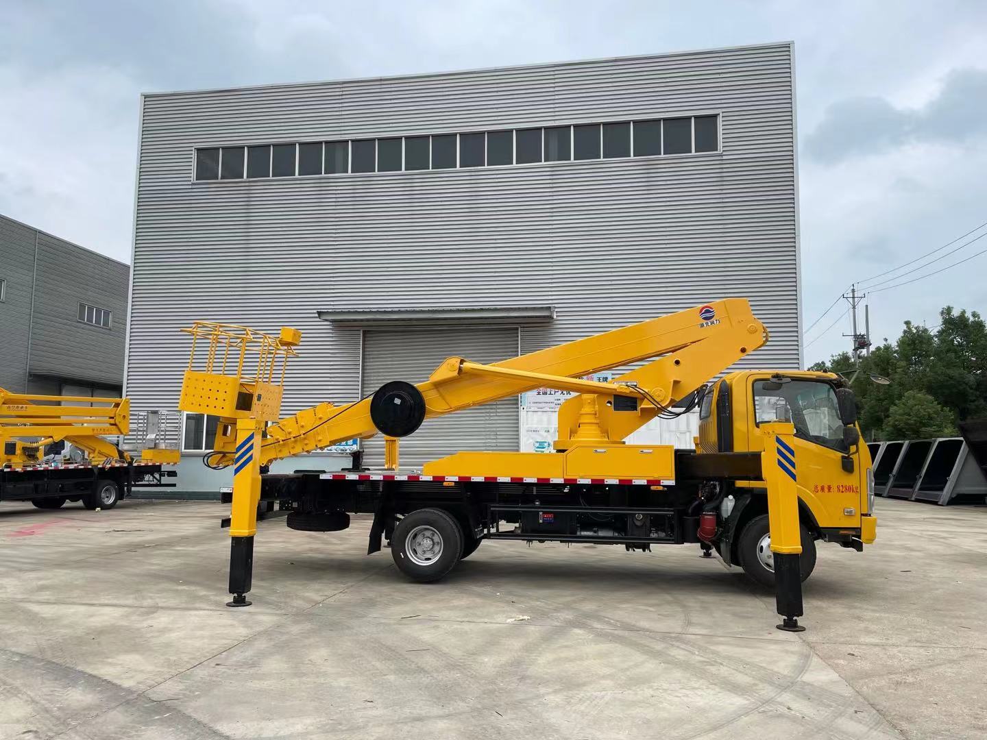 五十铃30米直臂高空作业车免购置税车型