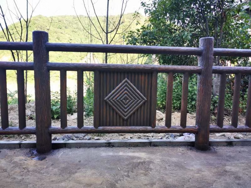 景区仿木纹栏杆四川仁马户外仿树根栏杆仿木栈道地板混凝土仿木