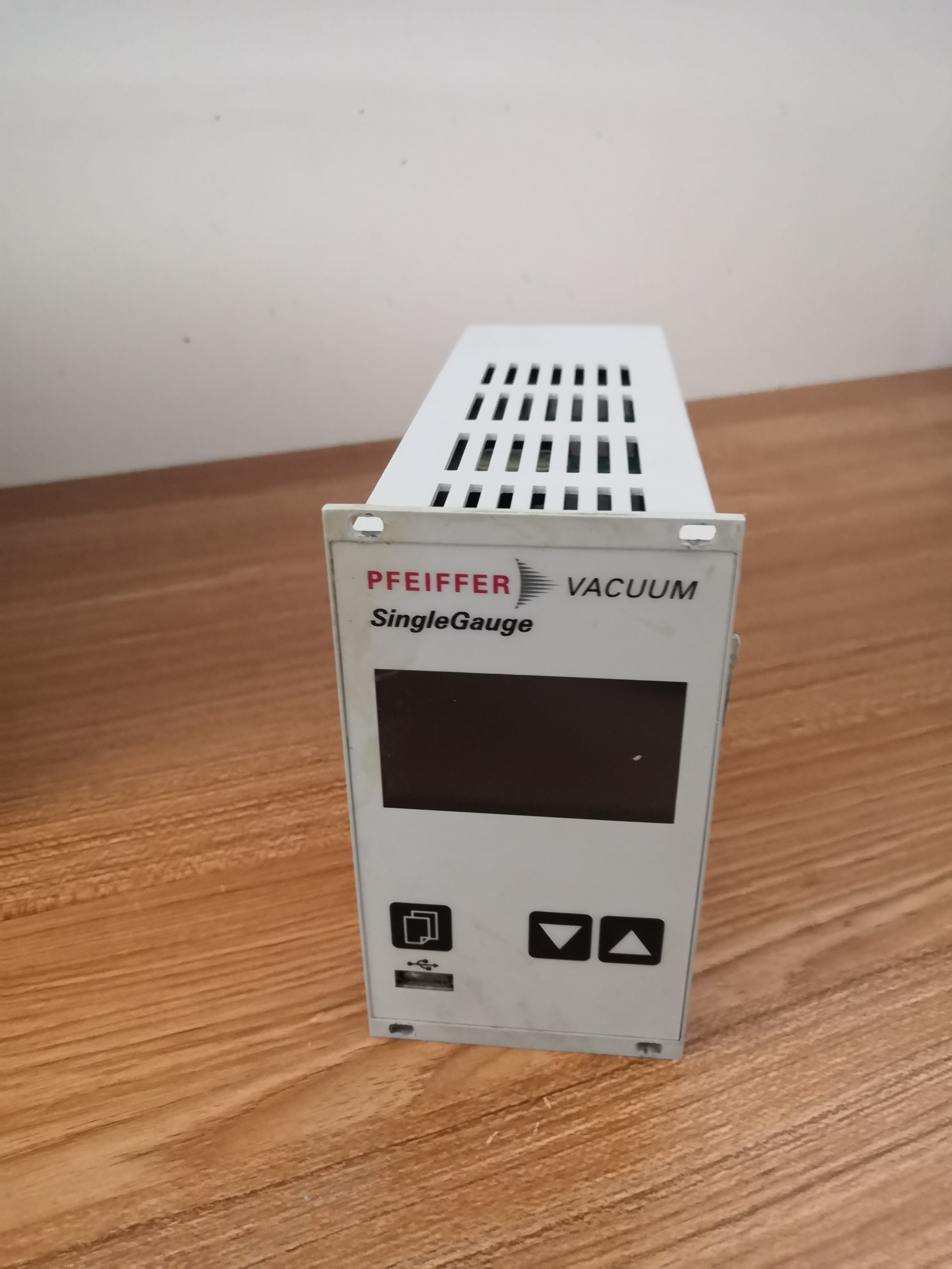 Pfeiffer 普发 TPG 361真空计 控制器_洛必达网