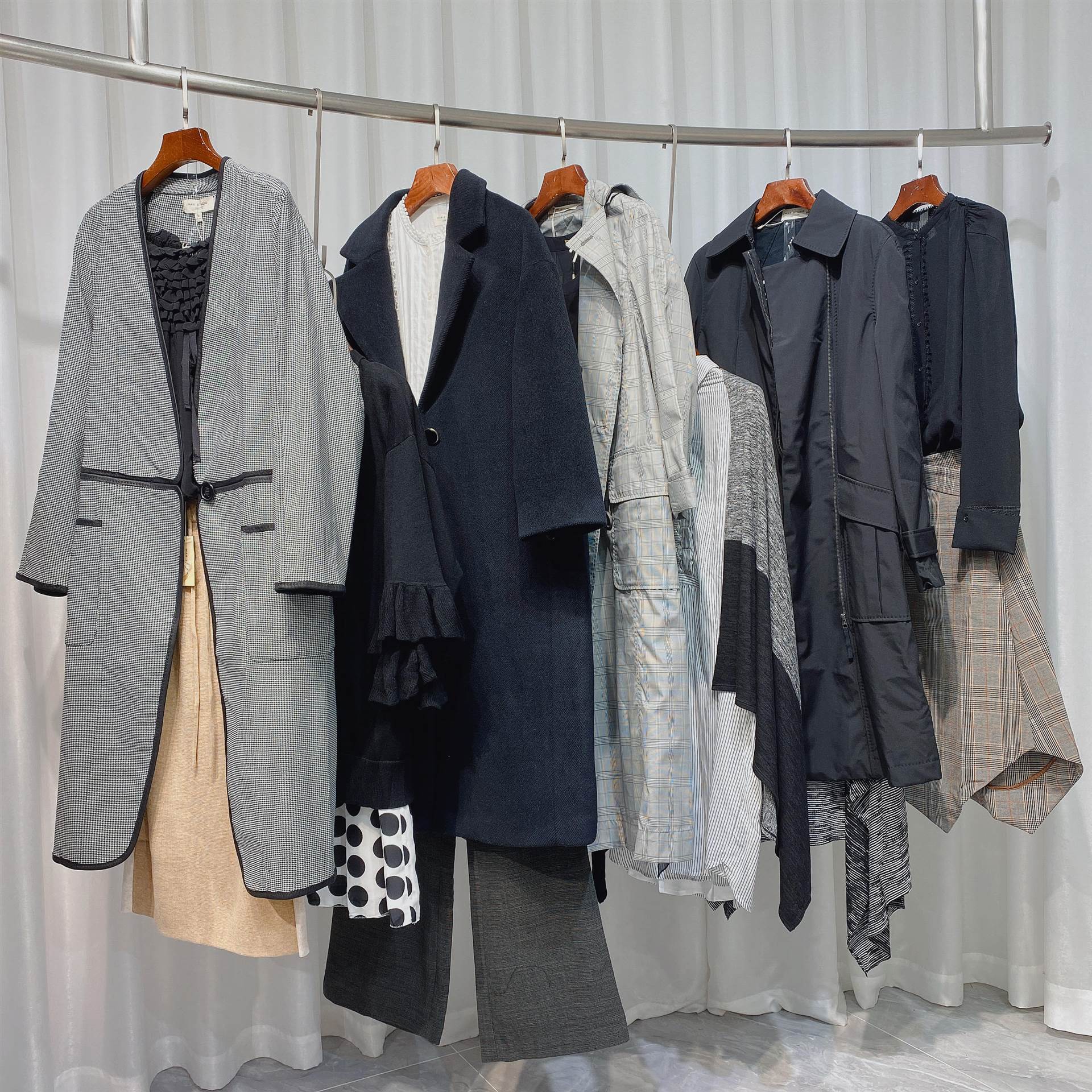 琦丽莎女装 2021夏季女装货源走份 深圳原创设计女装批发市场 厂家