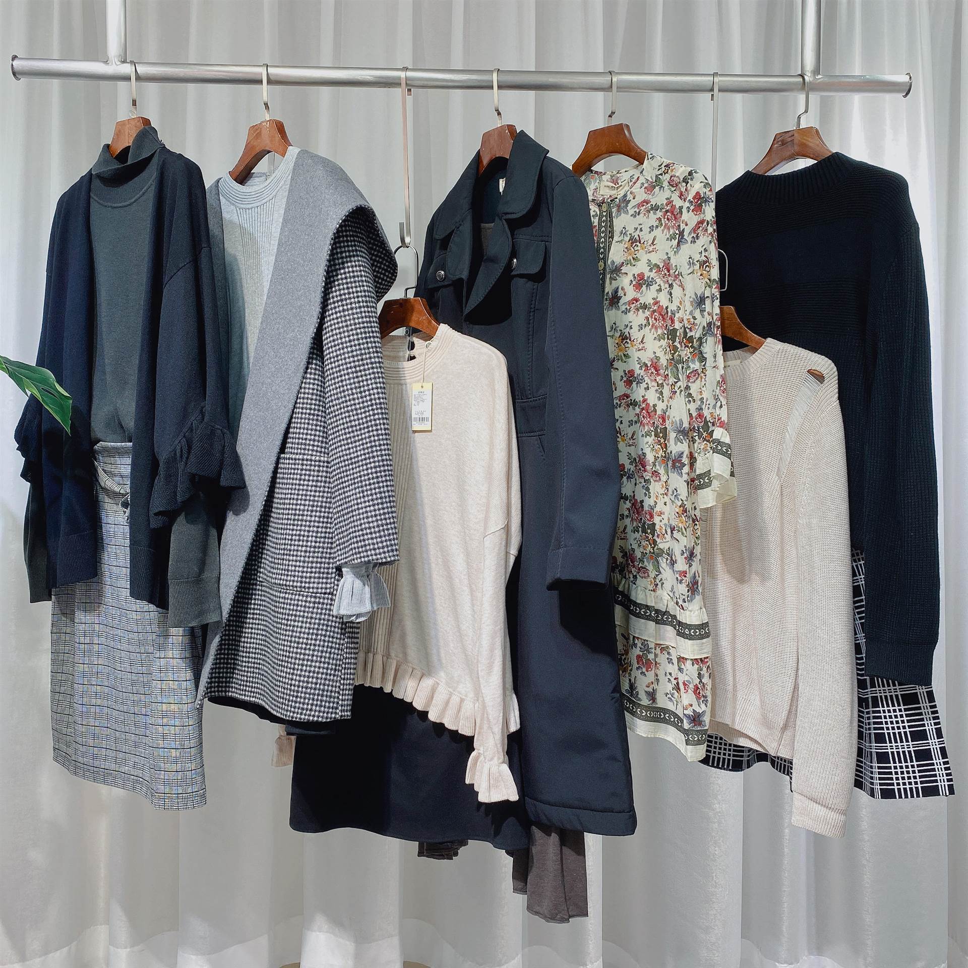 琦丽莎女装 2021夏季女装货源走份 深圳原创设计女装批发市场 厂家