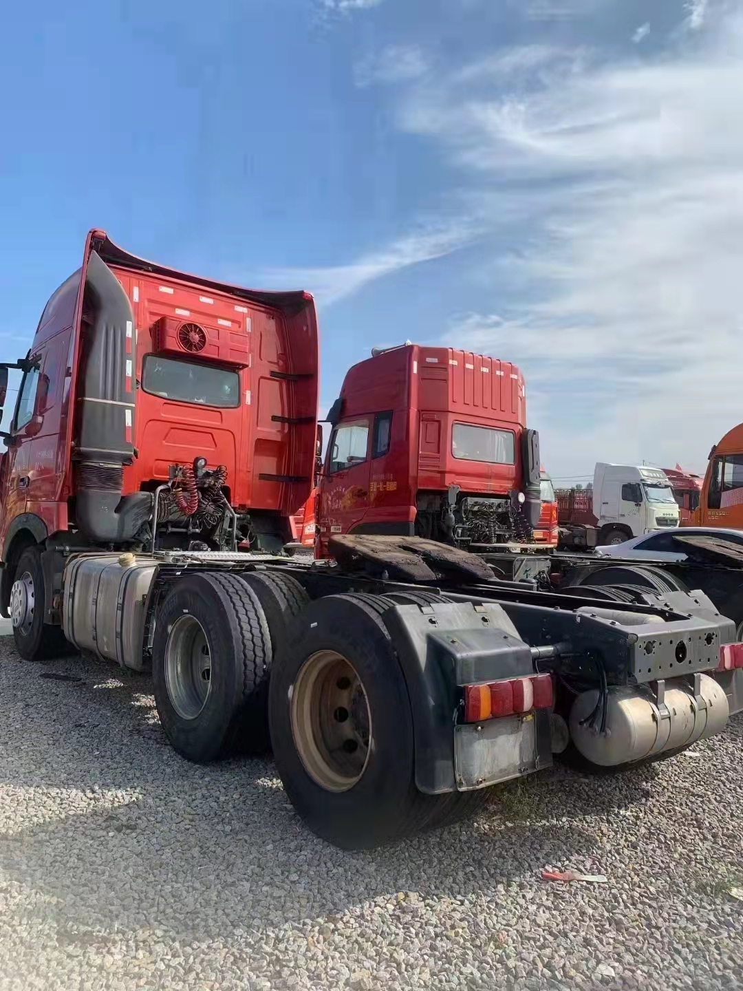 18年豪沃t7h,540马力,德国曼发动机,汕德卡底盘,重汽12速变速箱,驻车