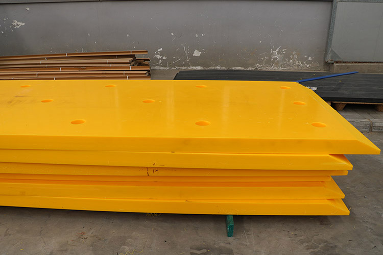 厂家直供防冲防撞码头护舷塑料板超高分子量聚乙烯护舷贴面板