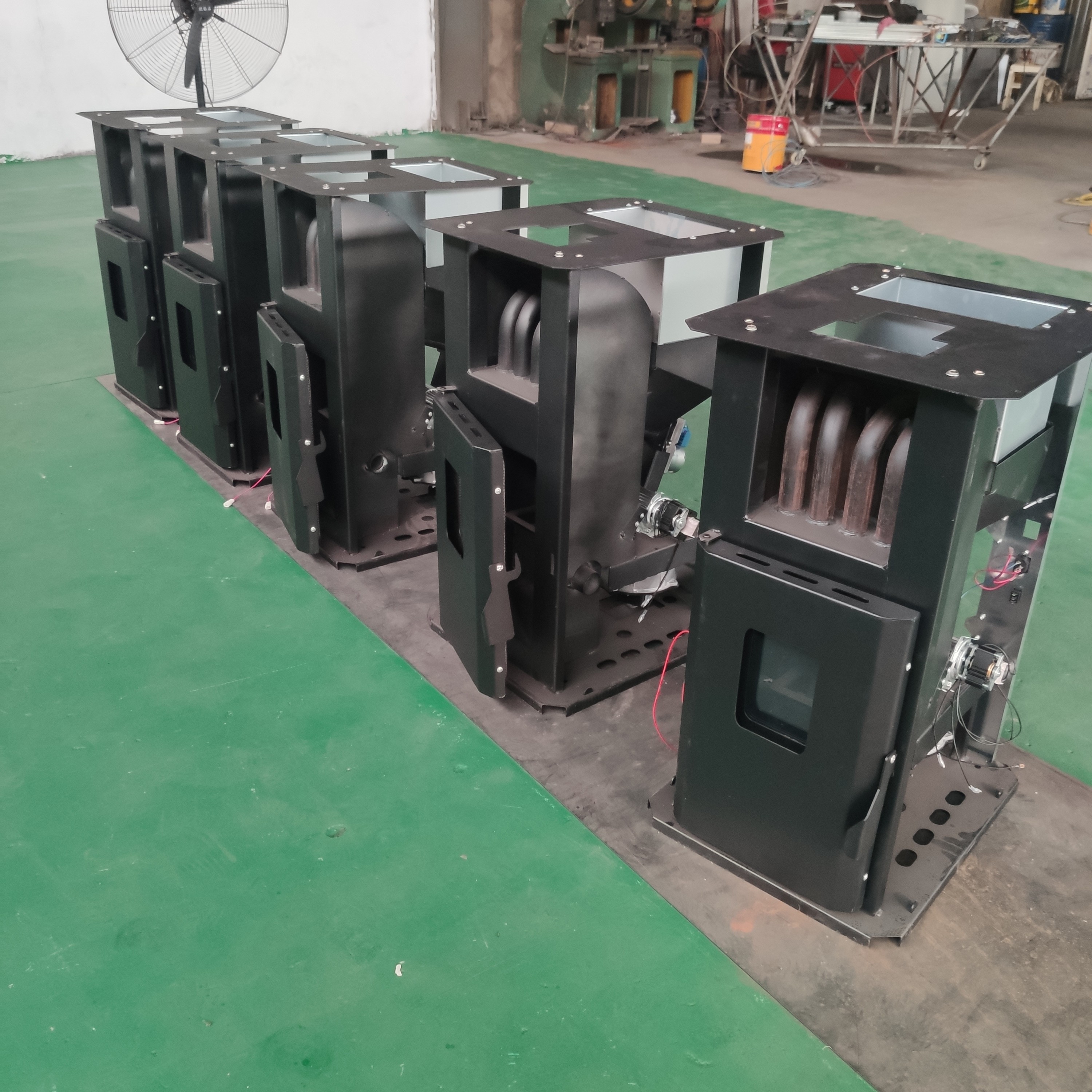 生物质颗粒取暖炉厂家 60-600平方家用颗粒采暖炉 农村用烧水做饭炉