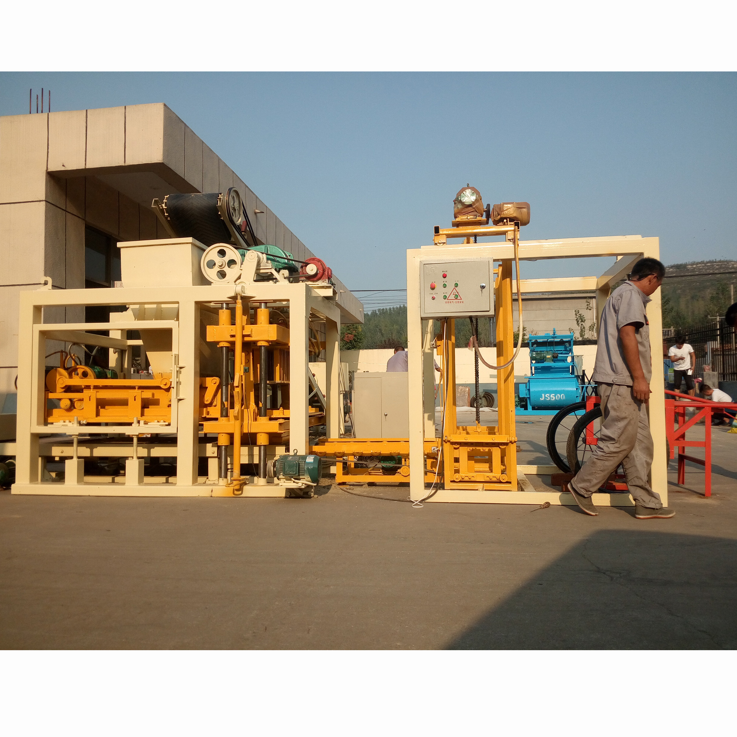 甘肃路面砖机设备联盈创科路面砖生产设备