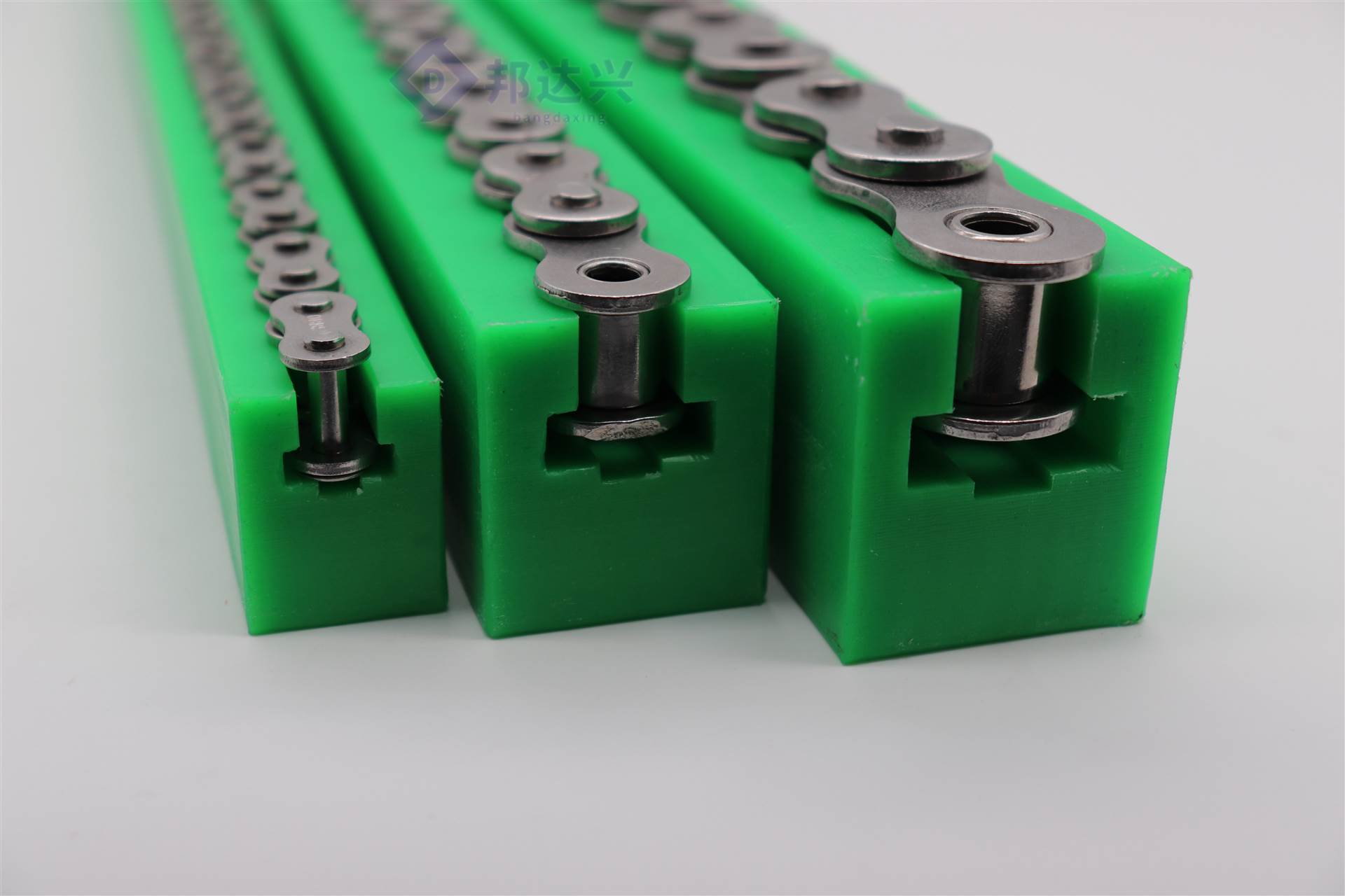 聚乙烯链条导轨滚子链条导轨塑料导向条不锈钢机械轨道