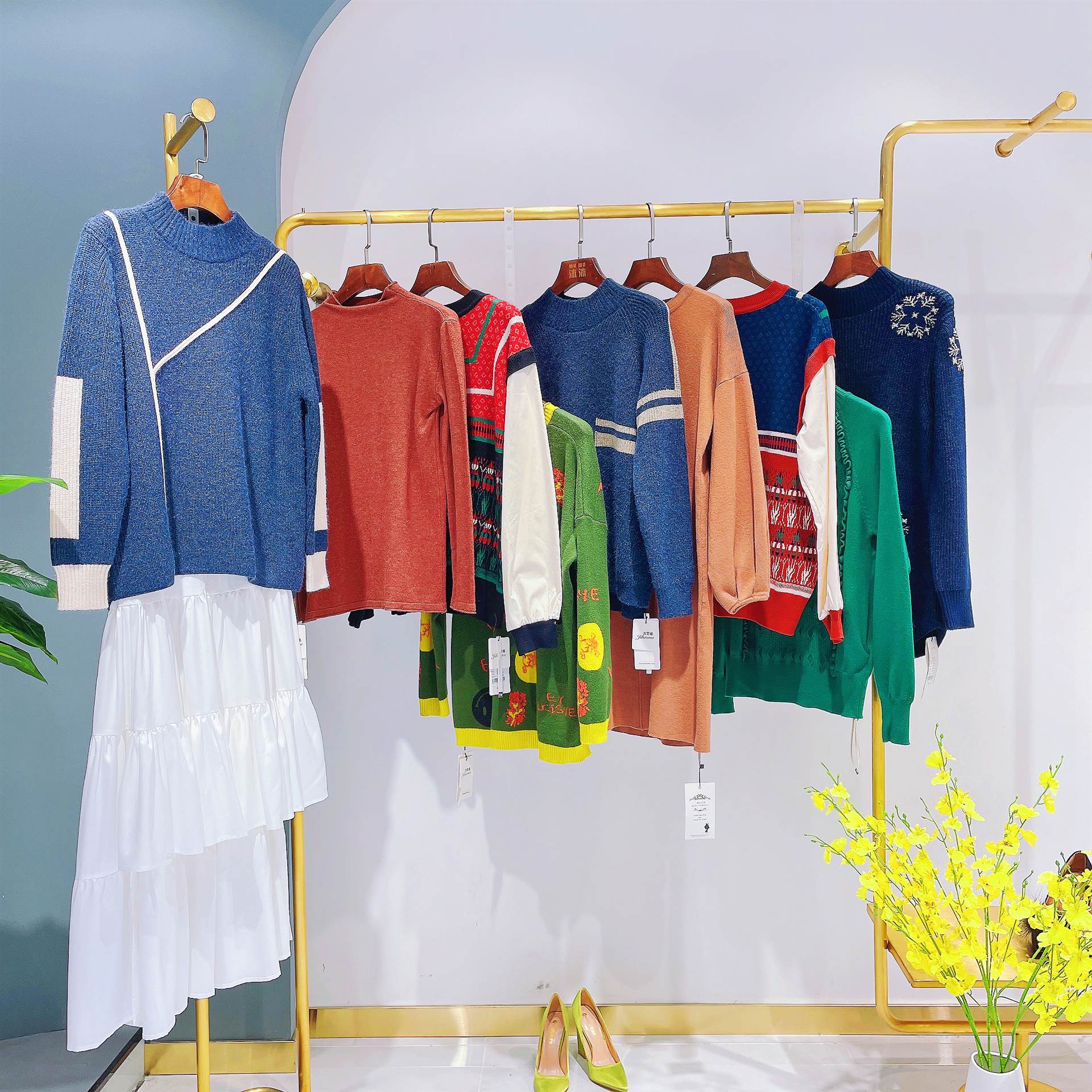 2021秋冬新款女装帛薇儿女装折扣品牌撤柜尾货广州女装批发