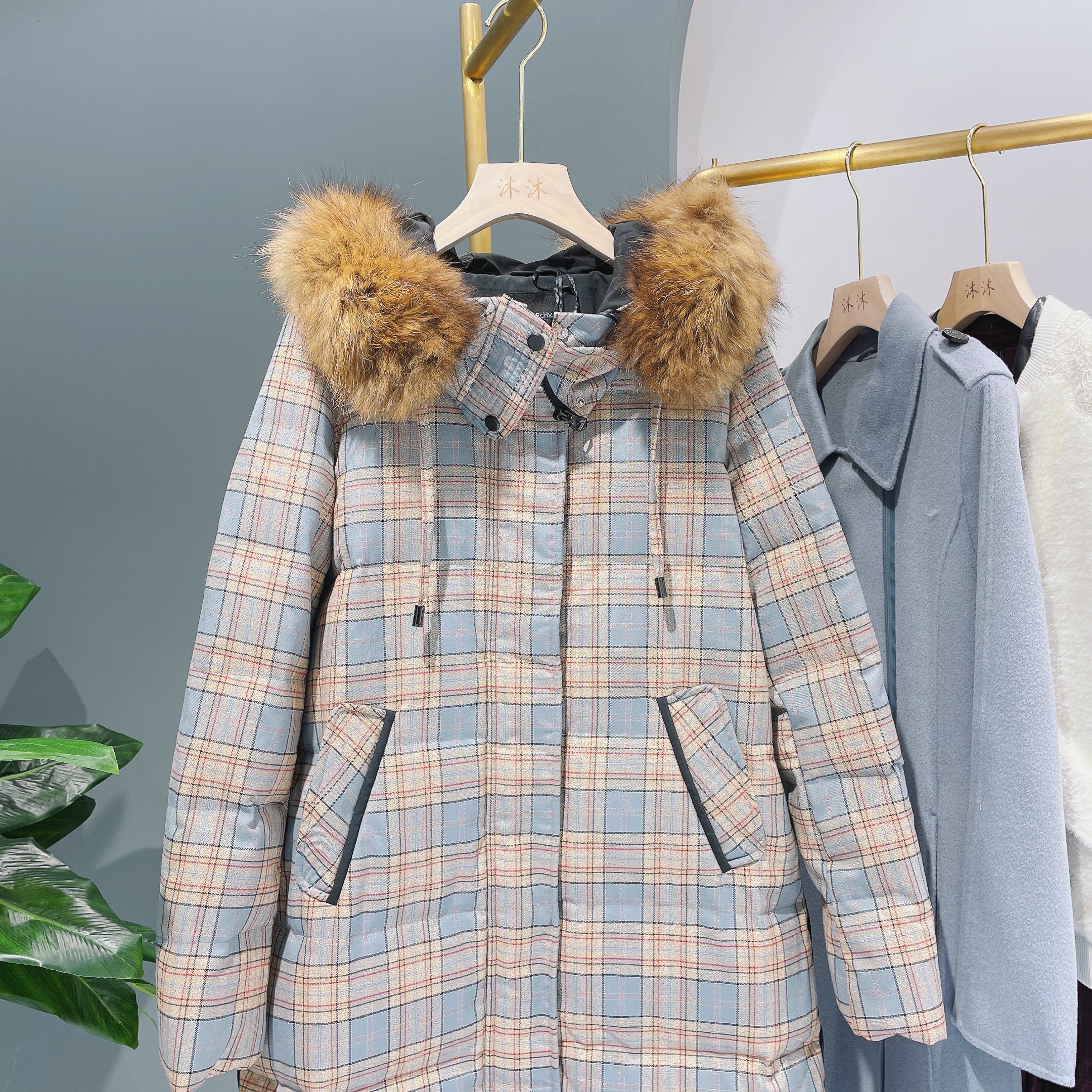 广州女装货源花雨伞折扣女装拿货走份批发沐沐服饰