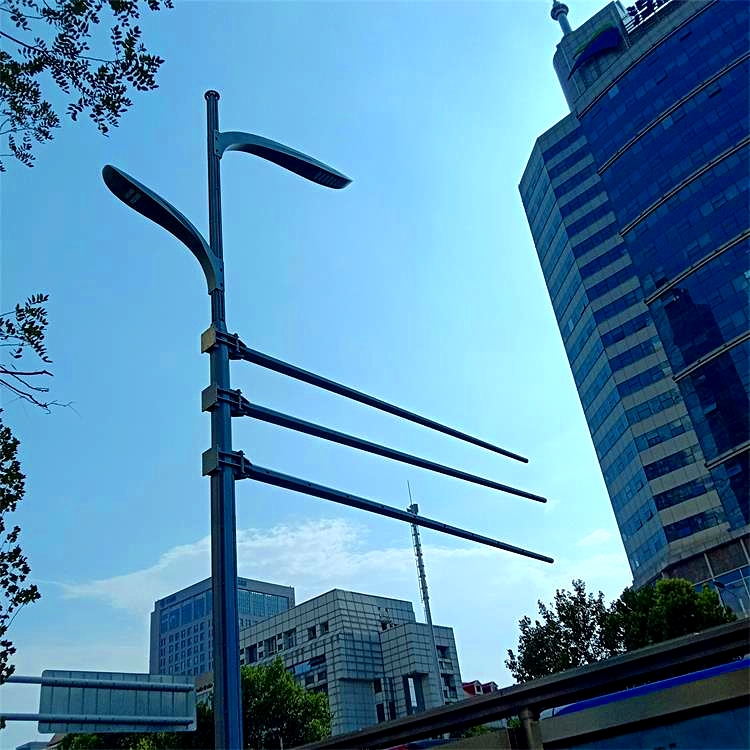 多功能路灯杆h800综合杆图片报价