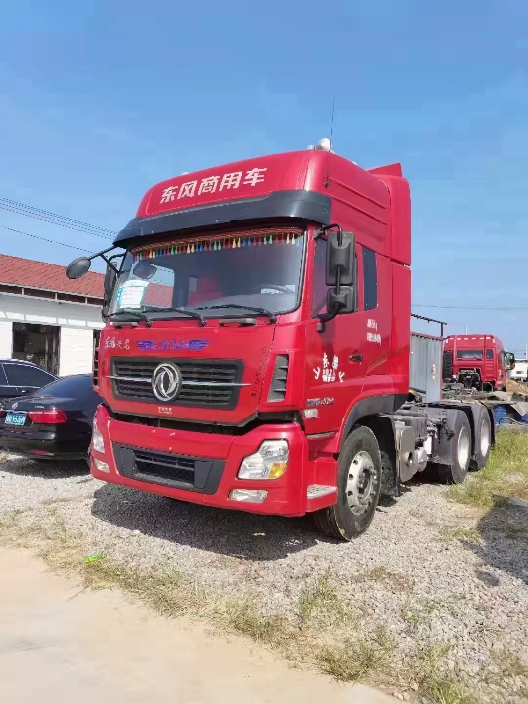 东风天龙二手牵引车出售国五465马力牵引车头