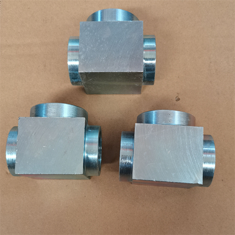 河北高压热镀锌螺纹三通方体焊接三通中大气体灭火三通全国发货
