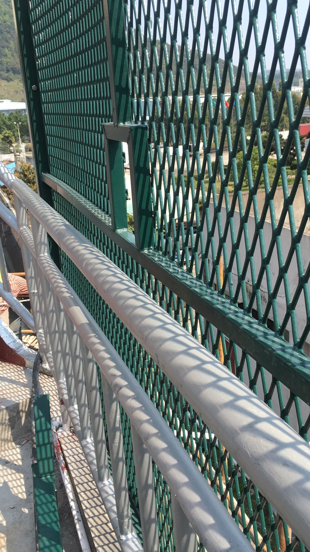 慕源热镀锌钢丝网大门