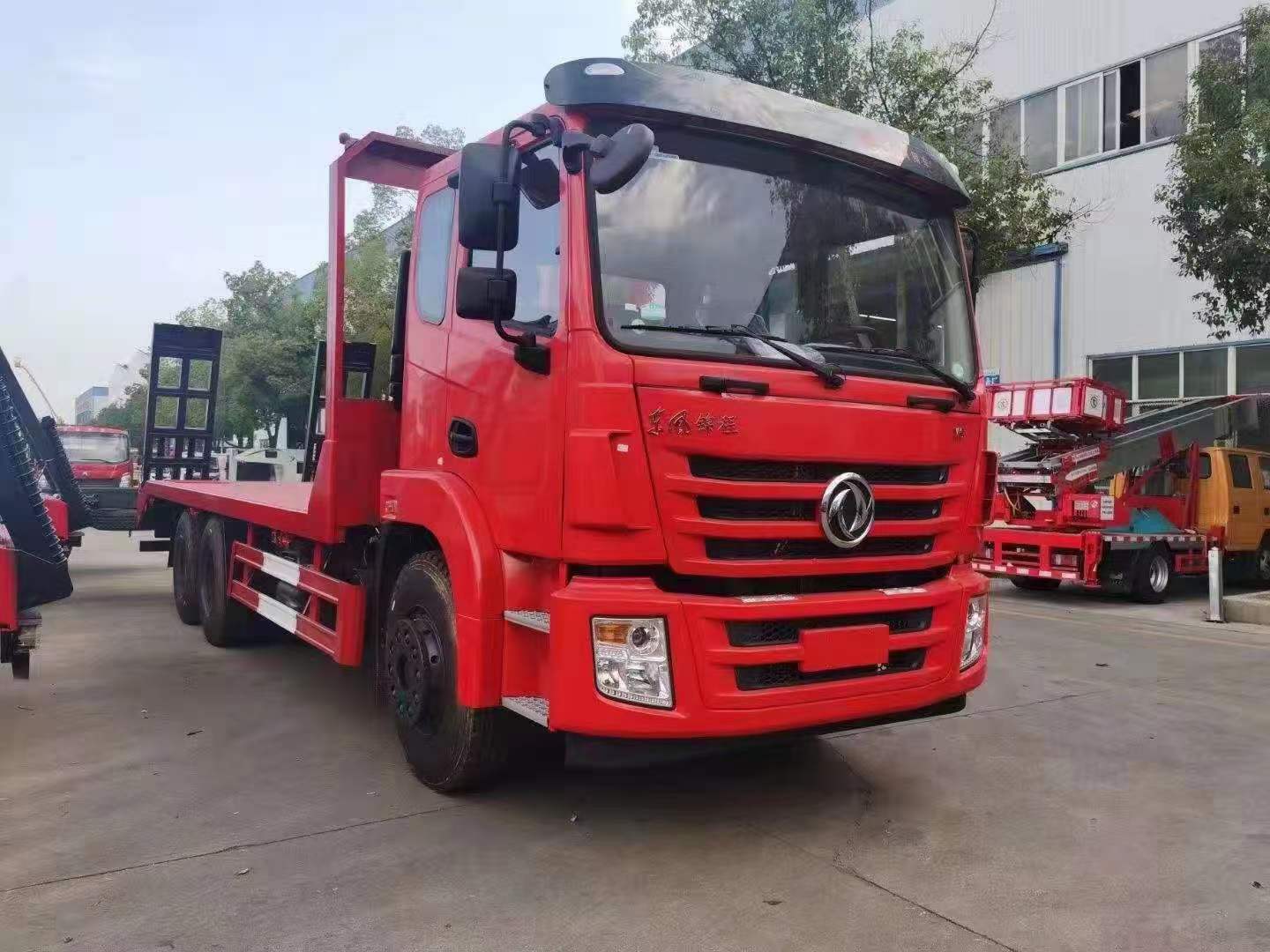 湖南东风国六后八轮平板运输车