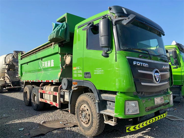 二手后八轮翻斗车市场欧曼375马力自卸渣土车可按揭二手自卸车