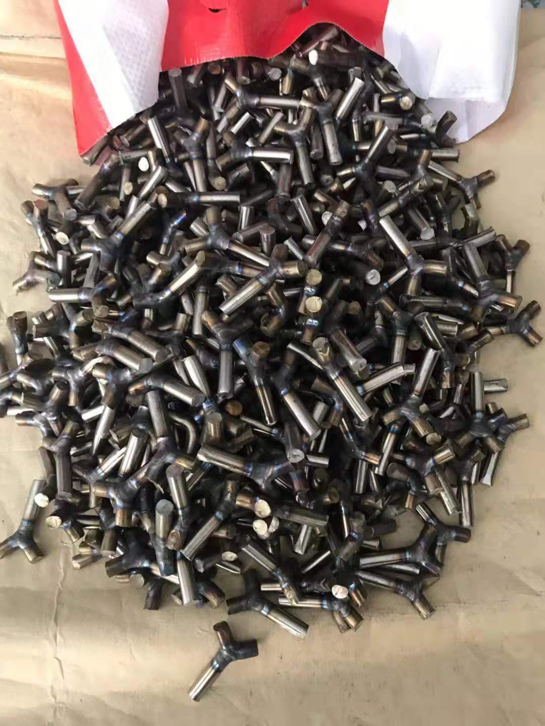 水泥厂窑口y型锚固件炉窑y型锚固件耐高温锚固件y型锚固件来图加工