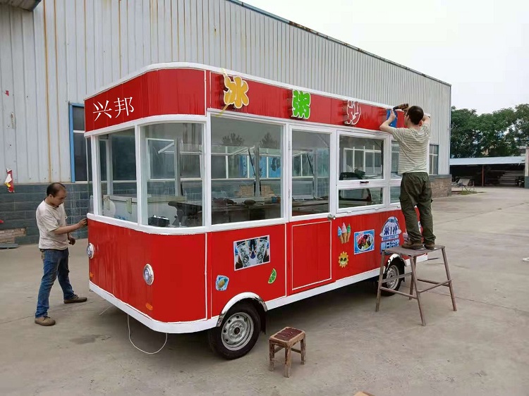 燒烤小吃車,多功能小吃車及各種早餐車,賣菜車,鐵板燒車,油炸車,煎餅