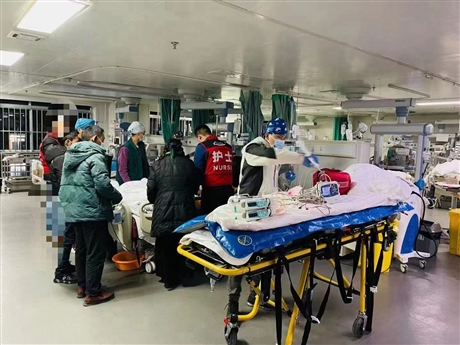 南昌跨省120救护车出租-救护车长途转运病人出院转院-紧急医疗护送