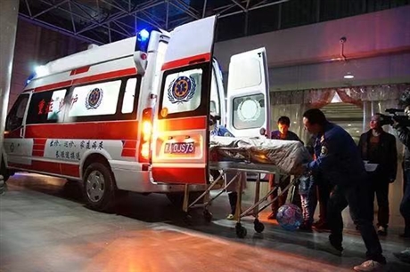 重庆跨省120救护车出租-救护车长途转运病人出院转院-全国救护中心