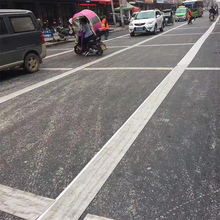 湖北抗裂贴销售点 B型粘缝带道路防裂贴
