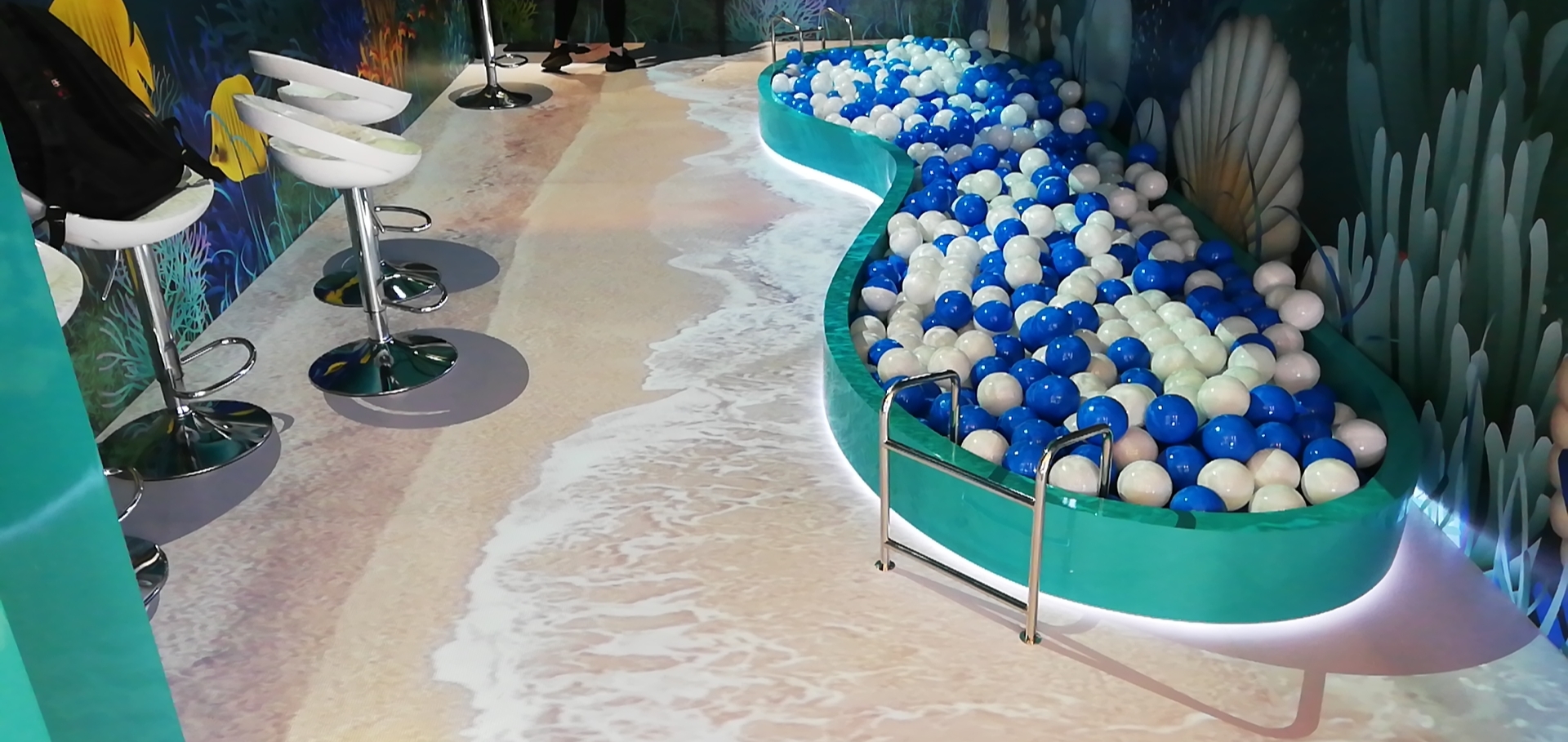 地面海浪投影租赁夜游过道装饰