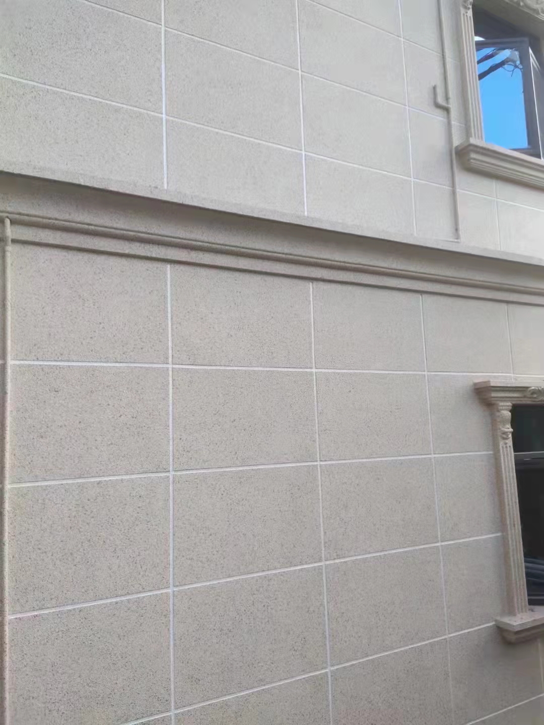 福建仿石漆外墙仿石漆仿石漆磨边打胶工艺仿石漆厂家