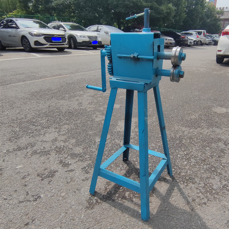 小型手动起线机销售yh6手摇压边机手动翻边机咬口机小型设备选济宁