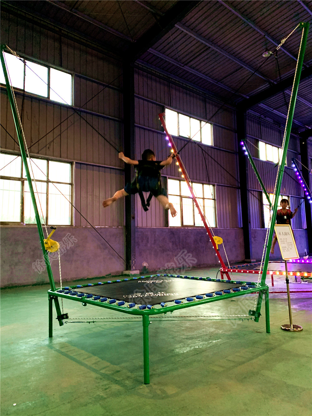 徐氏游乐设备单人室外儿童蹦蹦床游乐场规划摆放四季可玩的