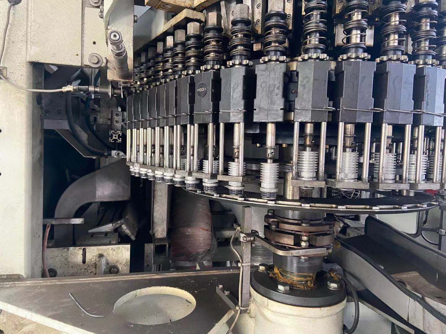 克朗斯24000产能二手吹瓶机