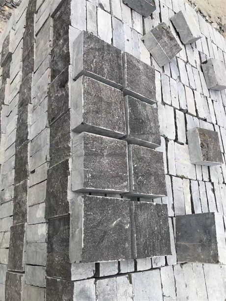 青石弹石青石马蹄石青石小方块青石小料石青石厂家青石价格