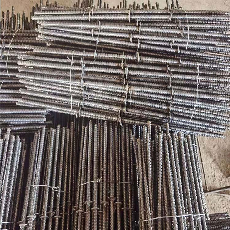 防止爆模的作用,别称有许多:止水螺栓,防水丝杆,防水螺杆,止水丝杆