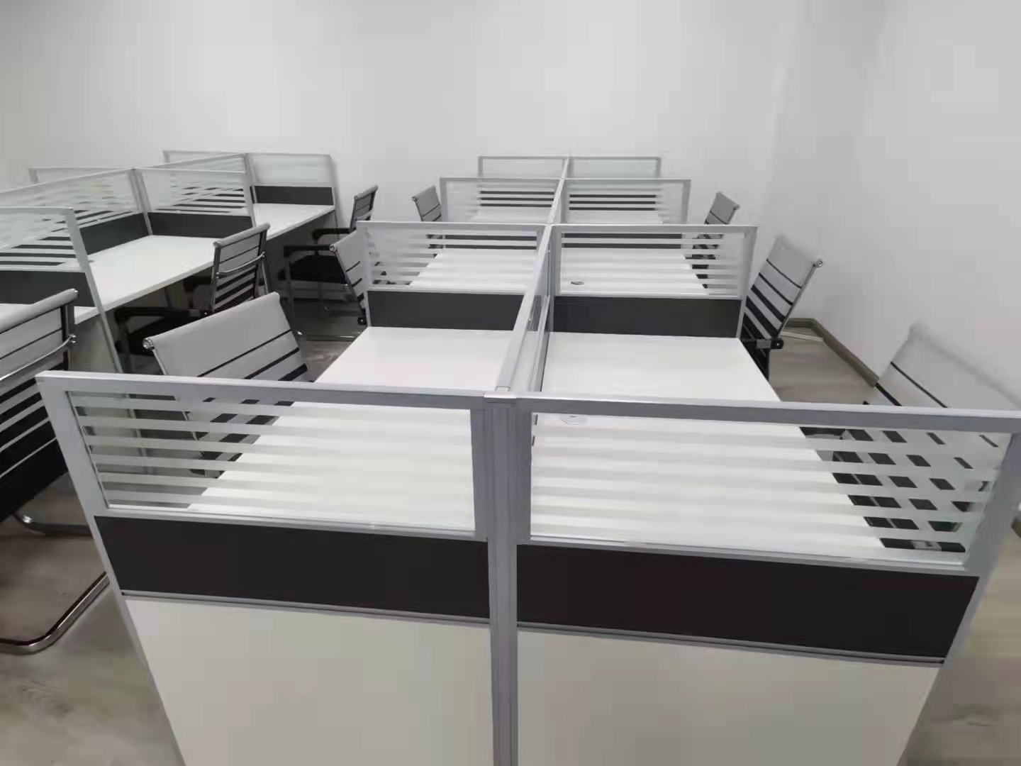 辦公桌3