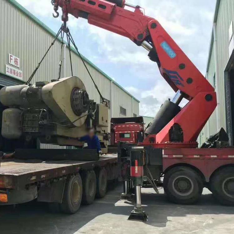 南京吊车出租8300吨汽车吊租赁设备搬运安装