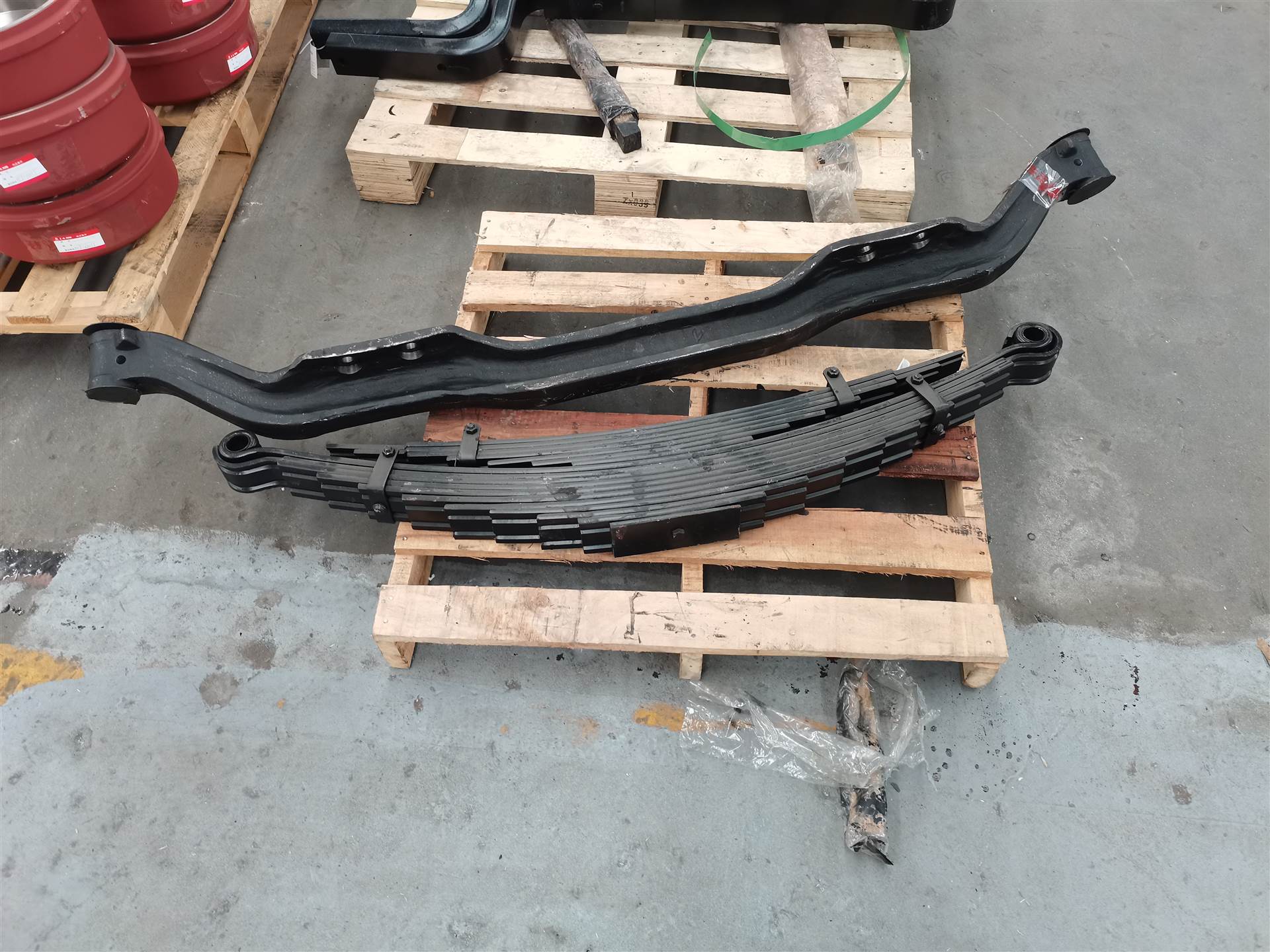 原厂东风多利卡d9后弓子板钢板d5d6d7d8d9d12前钢板垫块总成