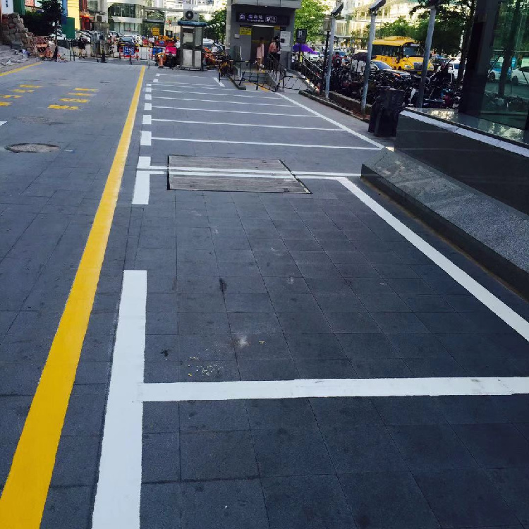 兴帮龙华划线 车间消防通道划线 学校地面车位标线厂家