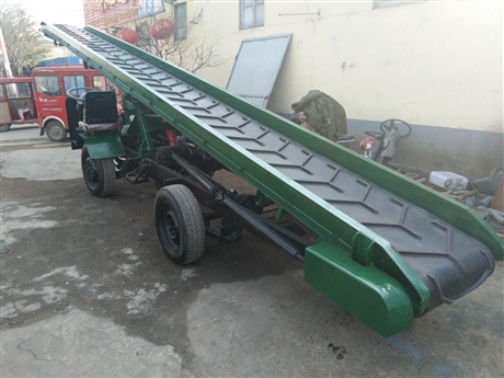 爬坡槽型散料输送机wq888食品装仓皮带输送机