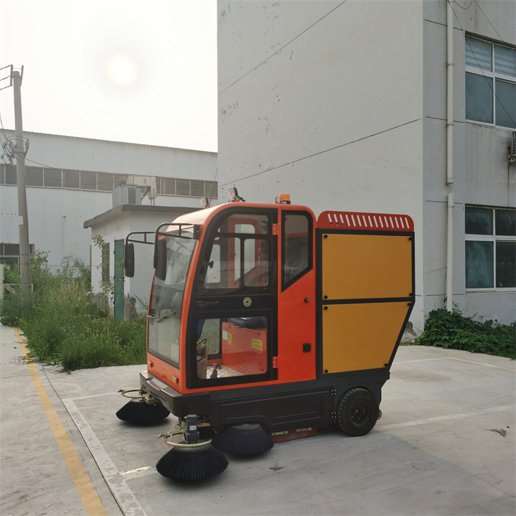 电动四轮扫地车 物业小区用小型扫地车 多功能电动扫路车