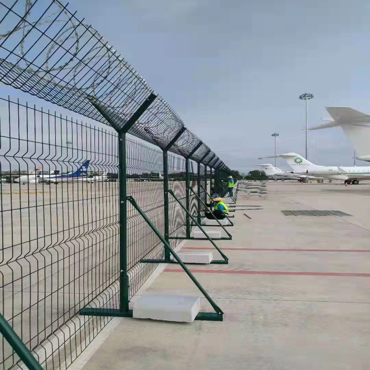 机场防撞栏杆图片
