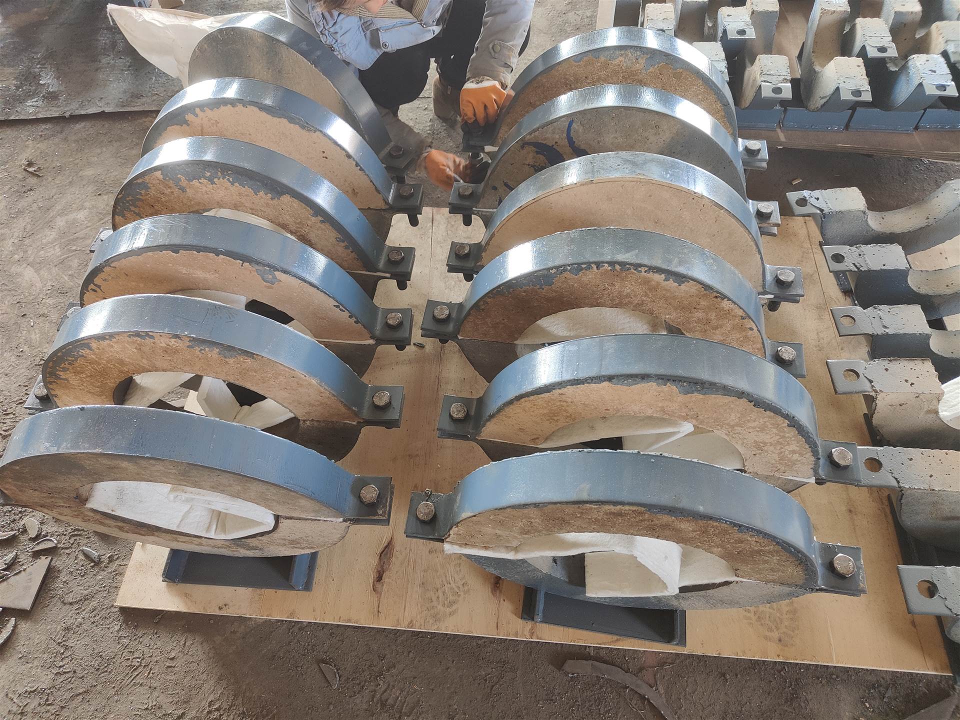 管托 孟村新型t型管托 龙坤耐用保冷管托 聚氨酯保