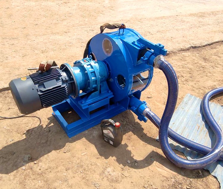 柴油机软管泵 豆腐脑挤压注浆泵 聚氨酯黄油软管蠕动泵