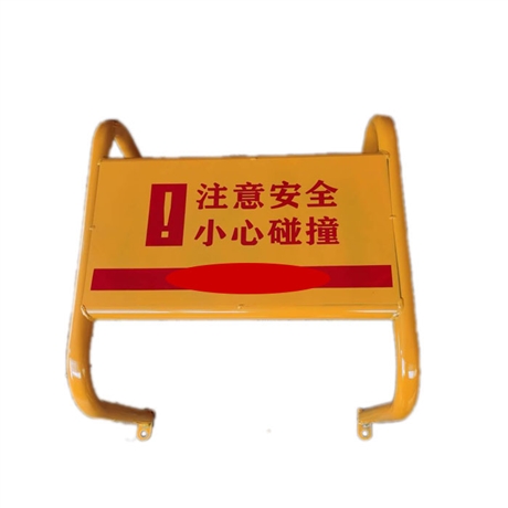 露天金属管道黄色防护围栏 国道保护栏 加工厂博涵环保生产加工