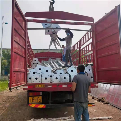 悬臂交通标志杆定制 限速交通标志杆 选 国城交通设施